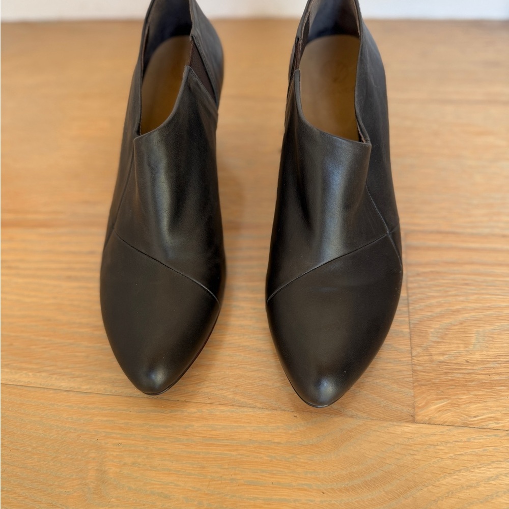 COCLICO NEW! Never worn Brown black  Heeled ankle boots